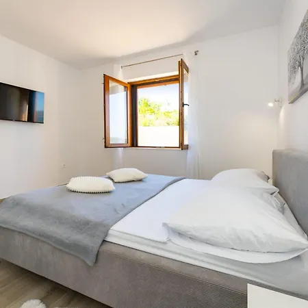 Lorena Villa Novigrad (Dalmatia)