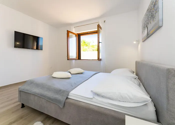 Lorena Villa Novigrad (Dalmatia)