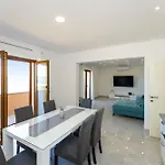 Villa Lorena
