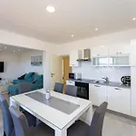 Villa Lorena Novigrad (Dalmatia)