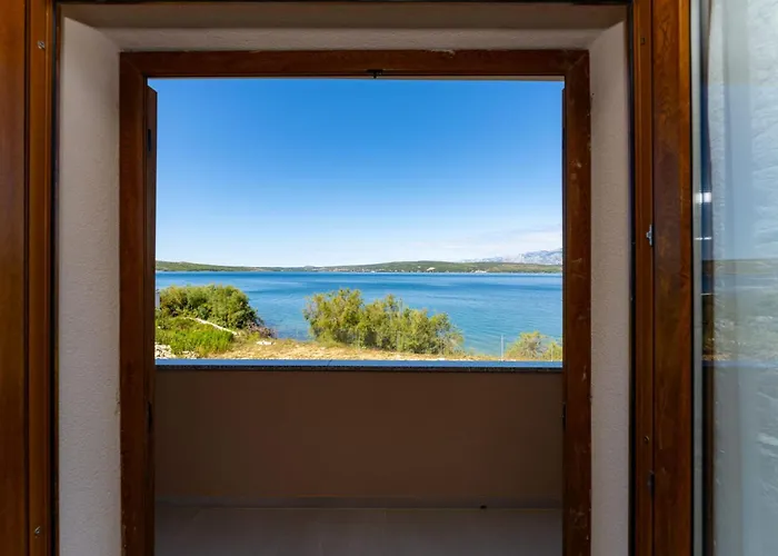 Lorena Вилла Новиград-Далмация