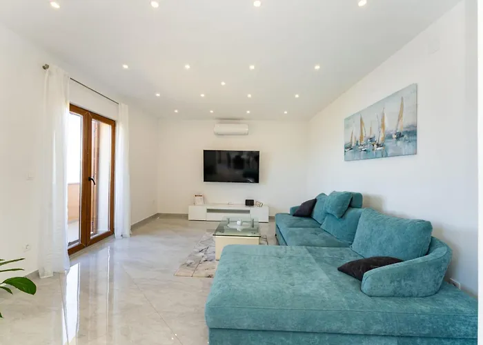 Lorena * Новиград-Далмация