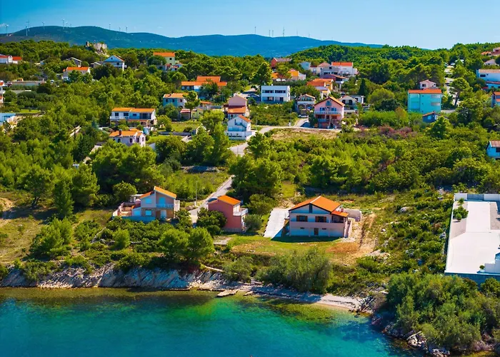 Lorena Вилла Новиград-Далмация